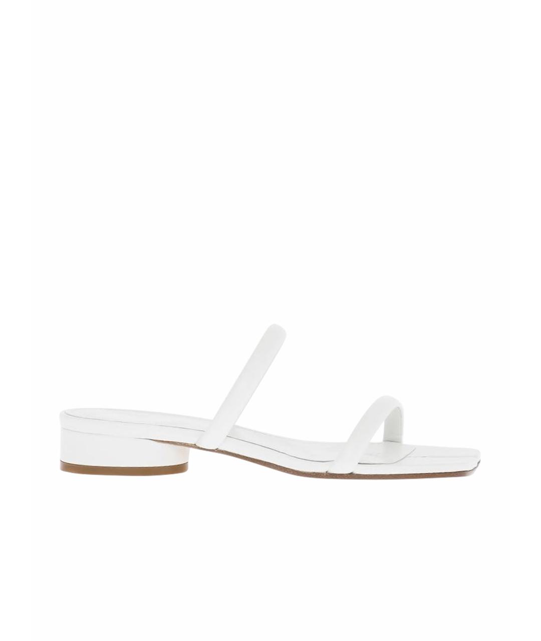 Strappy Tabi Sandals (White)